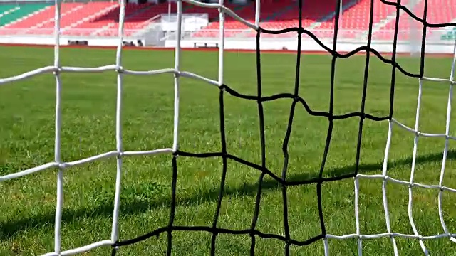 足球足球门网的细节拍摄视频下载