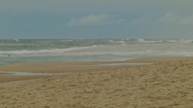 利特埃特-米克斯海滩的波浪视频下载