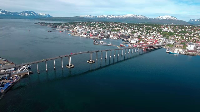 挪威特罗姆瑟市大桥航拍画面视频素材