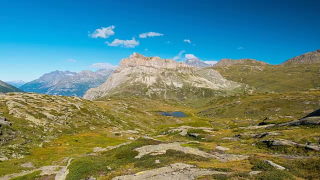 夏季阿尔卑斯山的时间流逝视频素材