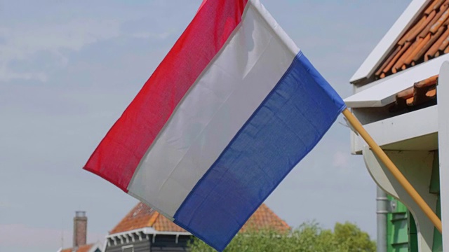 荷兰国旗在风中飘扬视频下载