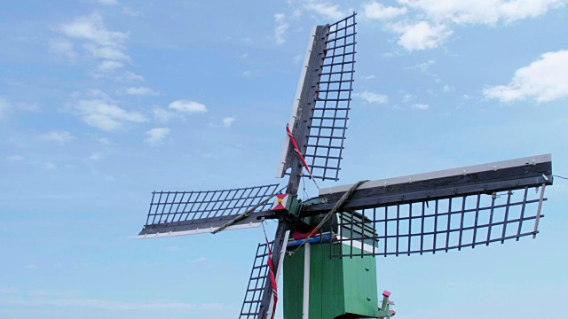 美丽的荷兰风车视频素材