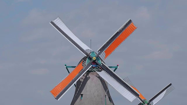 美丽的荷兰风车视频素材