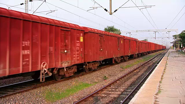 印度铁路货运列车视频下载