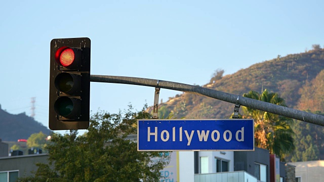 好莱坞大道的路牌和红绿灯都是4k的视频下载