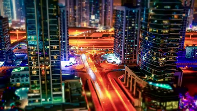 迪拜夜间交通状况视频素材