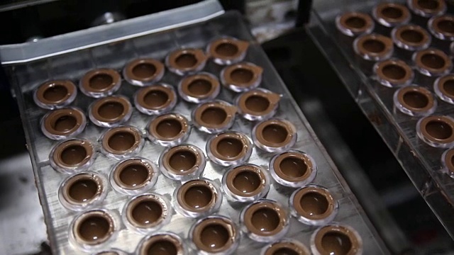 自动巧克力生产线视频下载