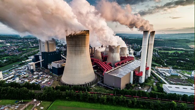 煤发电厂鸟瞰图视频素材
