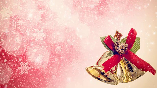 粉色圣诞无缝环背景与铃铛和雪花视频素材