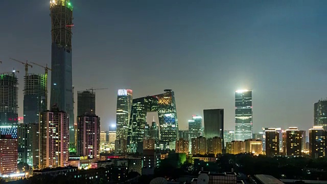 T/L WS HA TD Downtown Beijing at Night /北京，中国视频素材