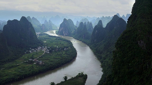 美丽的中国传统自然景观，靠近阳朔和桂林中国视频素材