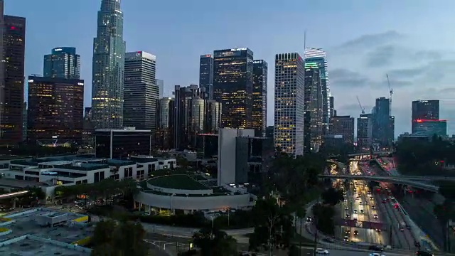 洛杉矶市中心的延时/夜晚视频素材