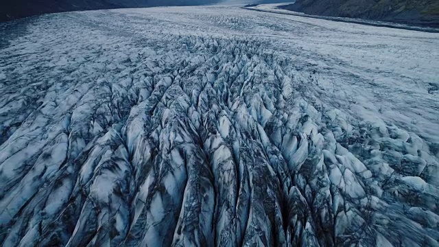 冰岛冰川鸟瞰图视频素材