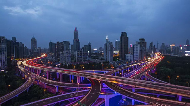 4k-Time lapon——上海夜间城市公路交通视频素材