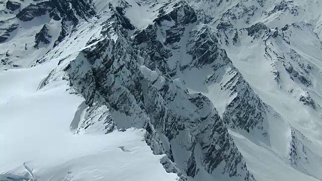 智利安第斯山脉的雪崖视频下载