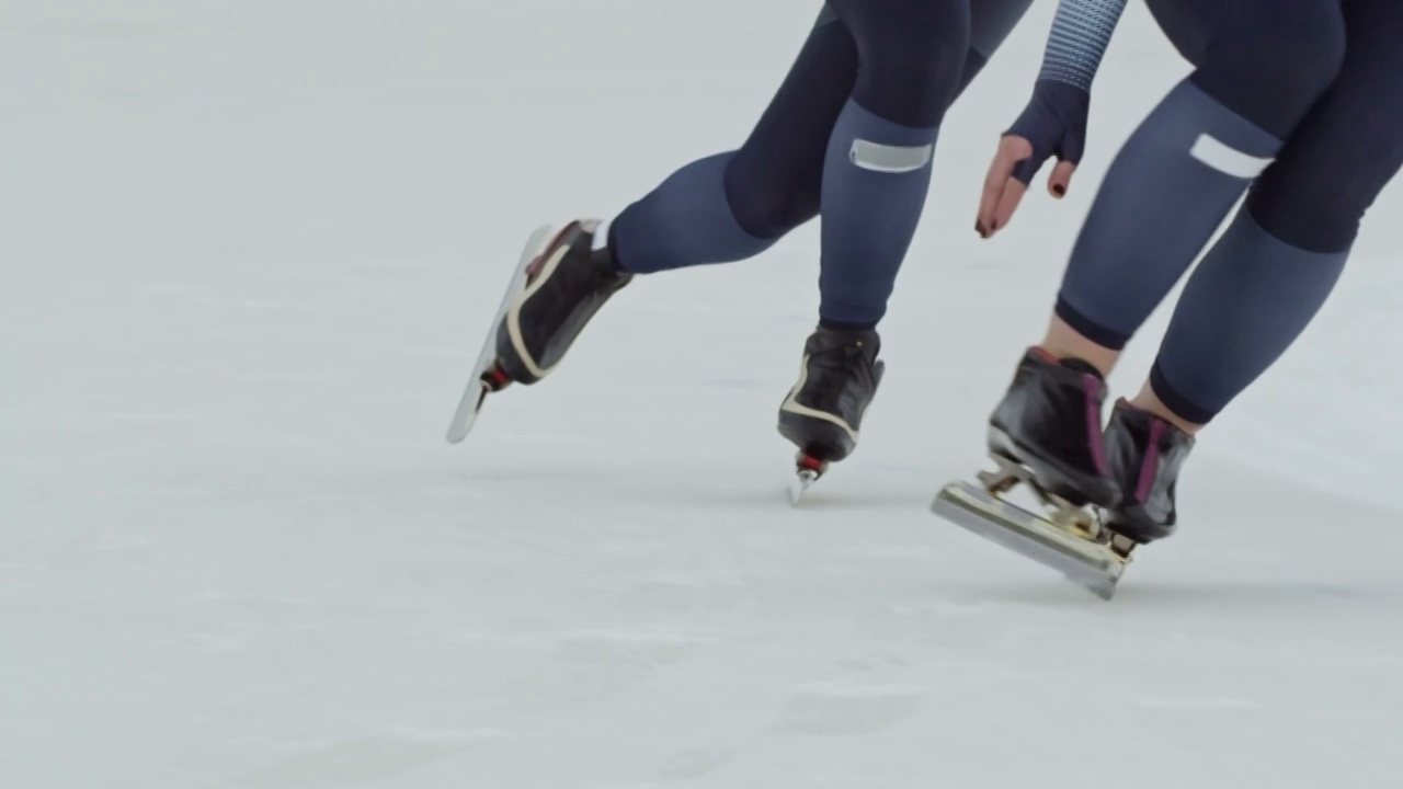 难以辨认的速滑选手比赛视频素材