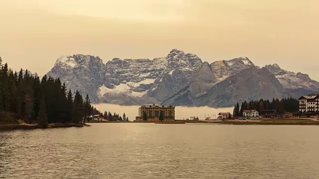 时间流逝:意大利Dolomites的Misurina湖视频下载