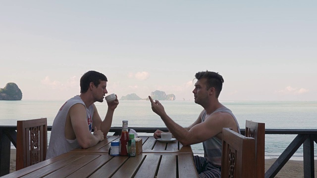 4K超高清:泰国海滩度假村早餐视频素材