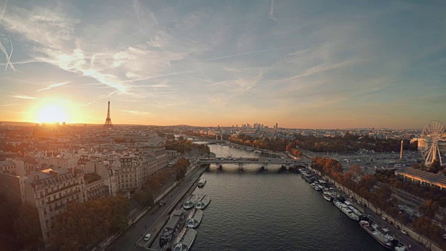 空中埃菲尔铁塔巴黎日落视频素材