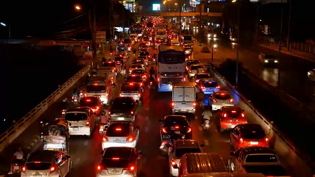 泰国曼谷夜间交通时间为4k视频素材