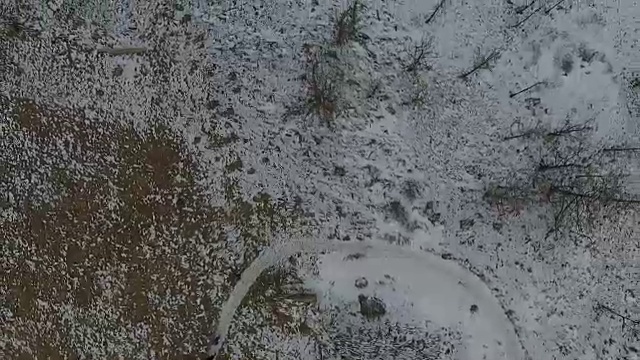 贝加尔湖上的冬天。无人机的视角视频素材
