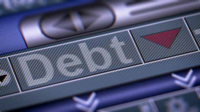 屏幕上的债务指数。视频素材