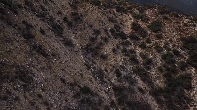 加利福尼亚山脉陡峭的悬崖视频素材