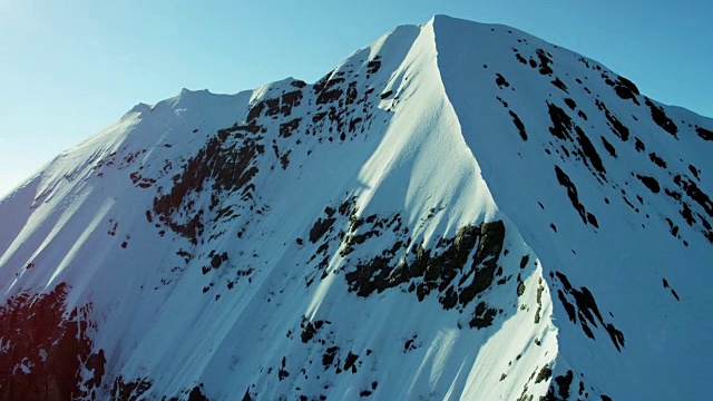 空中艾格尔瑞士格林德沃攀登雪山阿尔卑斯山视频素材