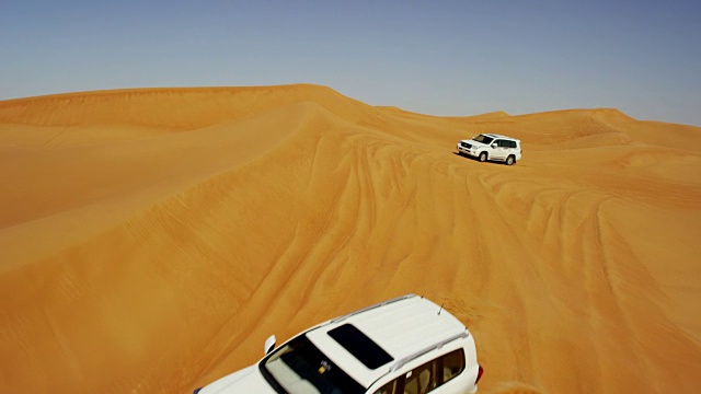 无人机拍摄的迪拜沙丘视频素材