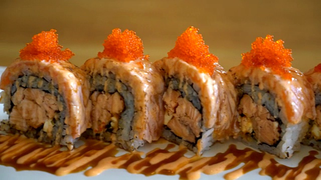 三文鱼寿司卷视频素材