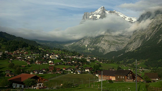 Grindelwald和Wetterhorn，伯尔尼斯阿尔卑斯山，瑞士，欧洲视频下载