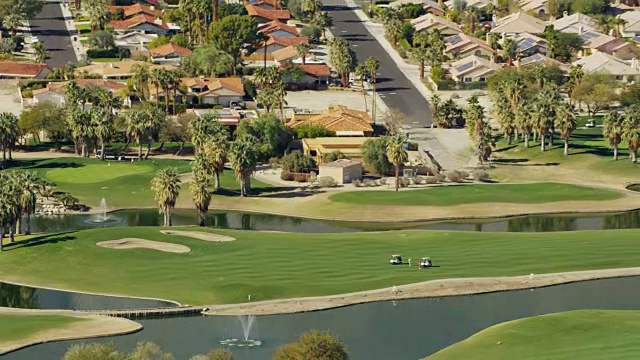 美国棕榈泉高尔夫球场鸟瞰图视频素材