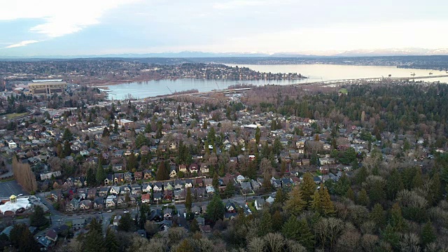 蒙特莱克社区西雅图湖华盛顿高角度景观视频下载