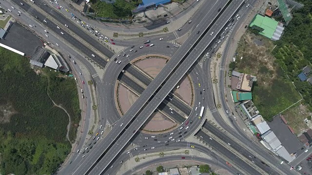 放大巨大的交通，桥梁和隧道，环形道路，罗摩5，曼谷，泰国，4k视频视频素材