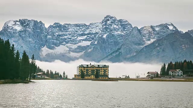 米苏里纳湖，意大利威尼托地区阿尔卑斯山地区视频素材