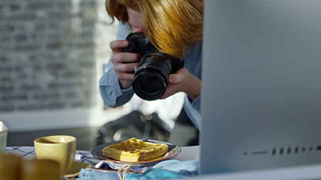 摄影师拍摄华夫饼视频素材