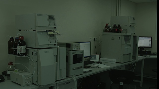 实验室设备。药品生产视频下载