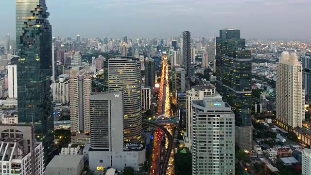 4k分辨率曼谷城市景观ariel在日落的观点视频下载