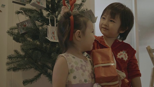 在泰国过圣诞节的宝宝在家视频购买