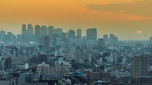延时:新宿东京城市景观日落鸟瞰图视频素材