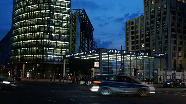 波茨坦广场的交通状况，柏林，时光流逝视频素材