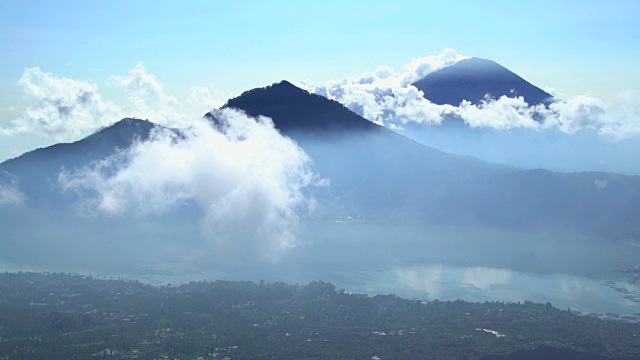 鸟瞰图阿邦火山阿贡火山巴厘岛视频下载