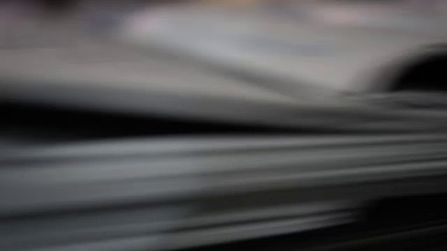 报纸印刷过程视频素材