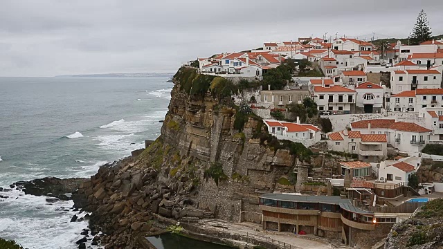 Azenhas do Mar，葡萄牙沿海城镇。视频下载
