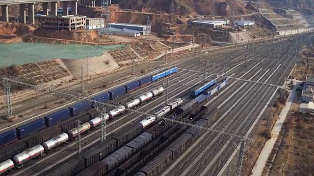 中国兰州铁路分流场鸟瞰图视频下载