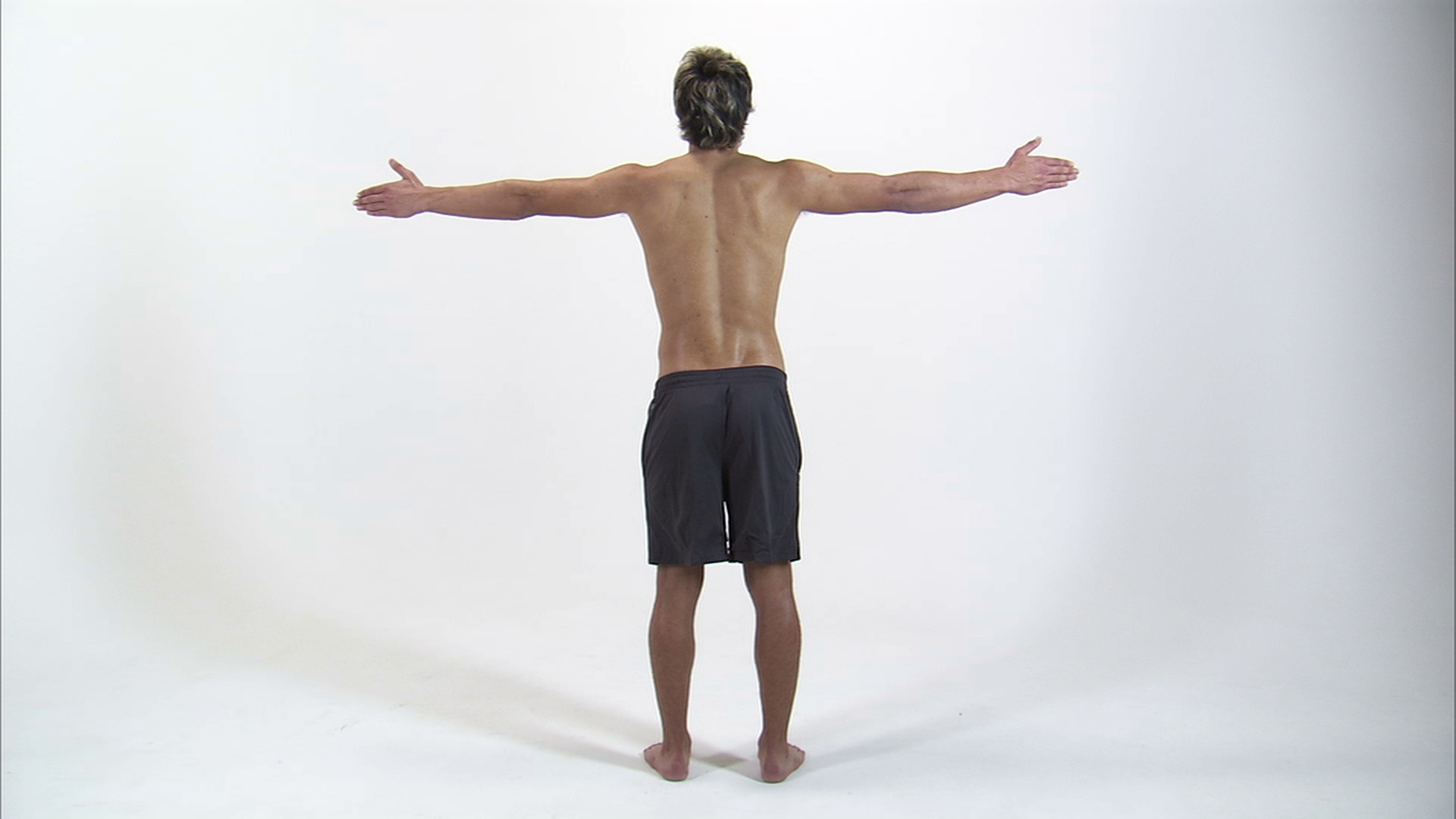 WS后视图赤膊青年男子站着与双臂伸展/ Orem，犹他州，美国视频下载