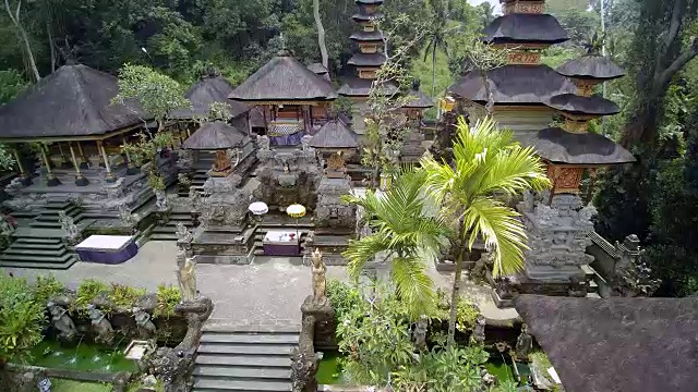 巴厘岛庙宇蜂山视频下载