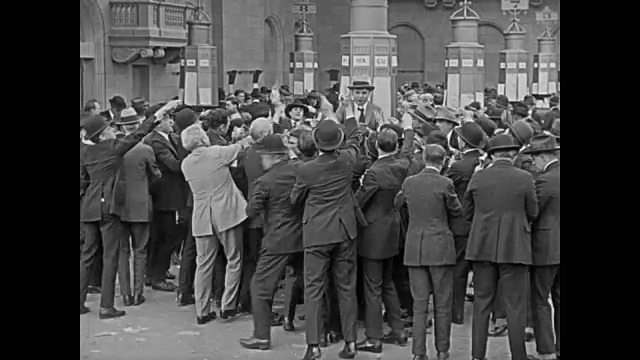 1920年，快速交易在证券交易所发生视频下载