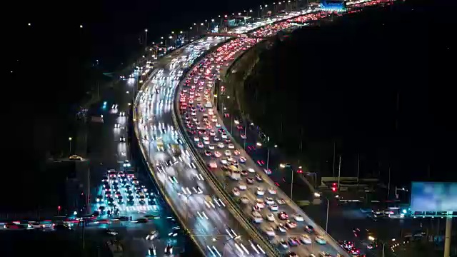 T/L ZI北京晚上的交通拥挤视频素材