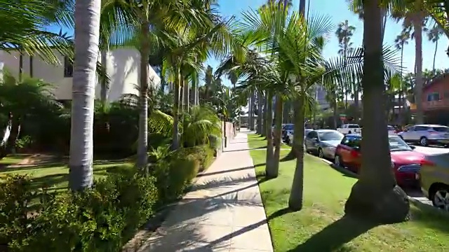 三段在加州行走的4K视频视频下载